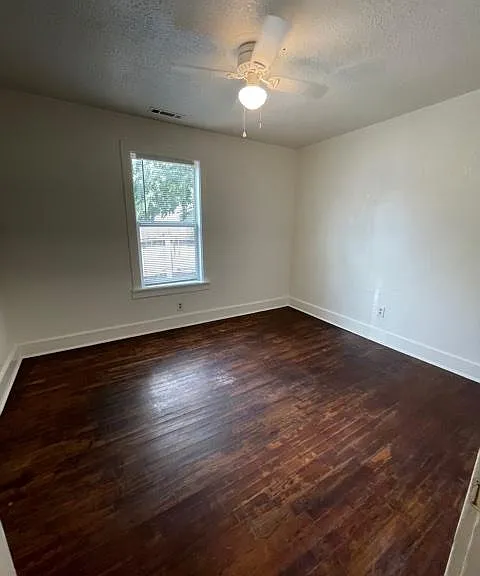 2036 N Birch Ave — Photo 13