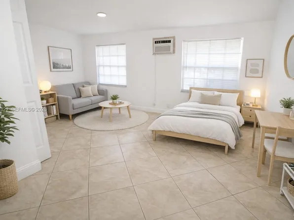 35 Virginia Rd #1, Hollywood, FL 33023