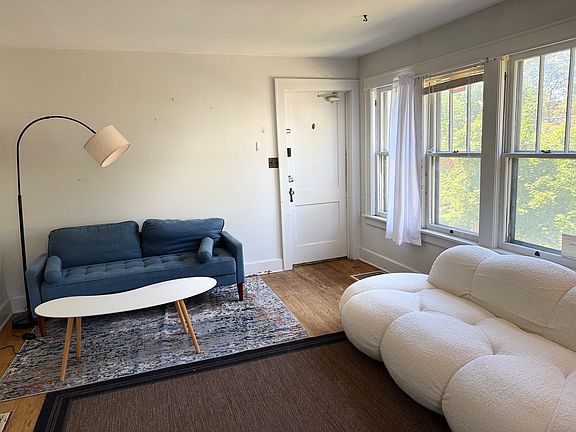 2nd image of 415 Mitchell St