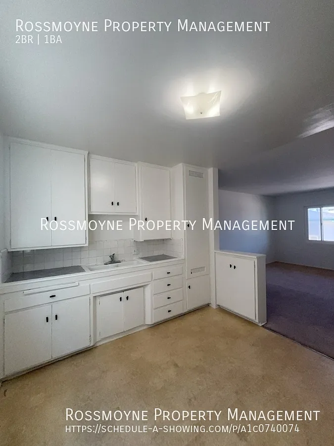 2 Bedroom 1 Bath Upper Apartment — Photo 4