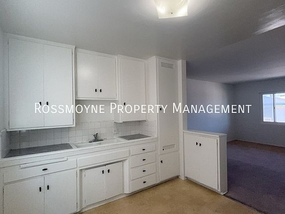 4th image of 3342 1/4 Andrita St