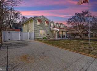809 Bradford Ave, Arnold, MD 21012