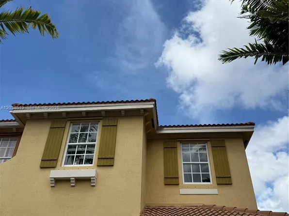 551 NE 21st Ter, Homestead, FL 33033