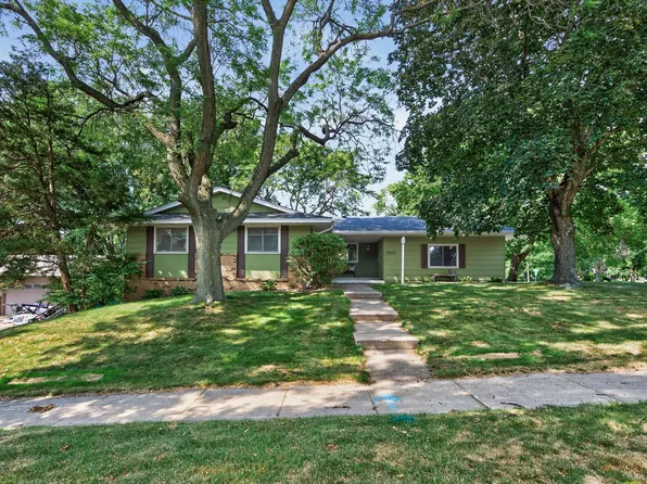 2493 Orchard Ln, White Bear Lake, MN 55110
