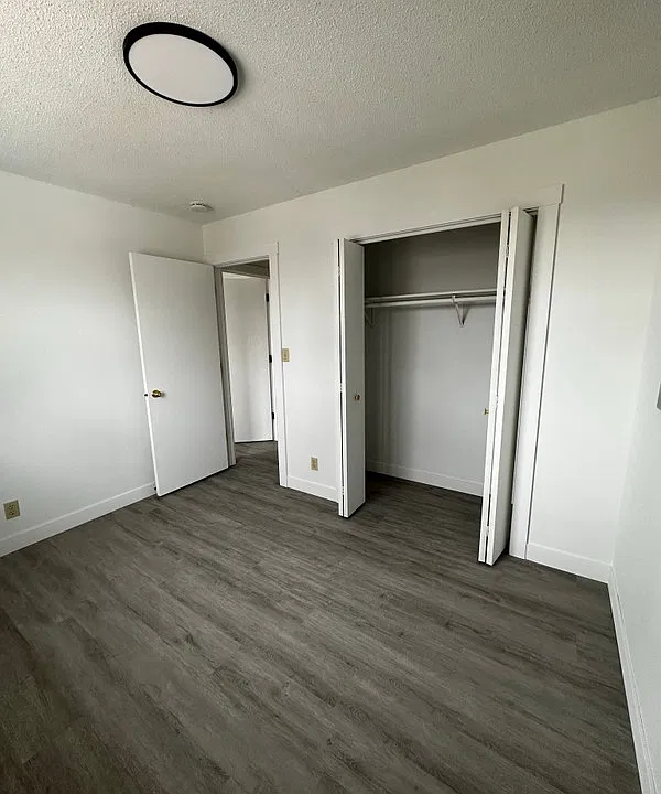 2060 Whittier St #8