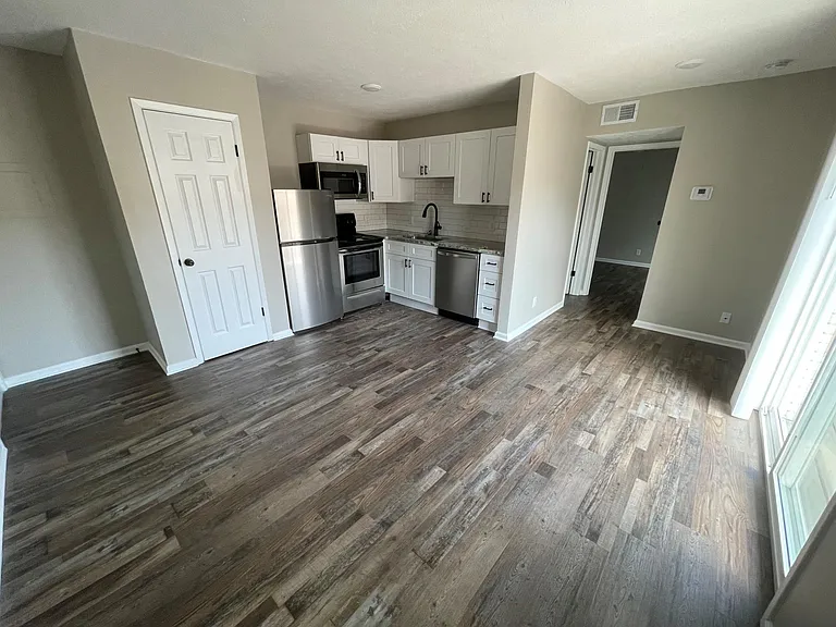 4618 Cooper Ave — Photo 4