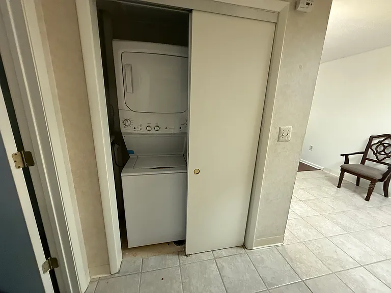 310 Lookout Ave #106 — Photo 10