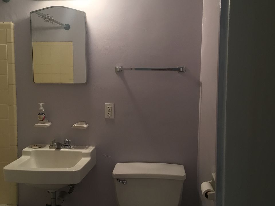 1st image of 70 La Salle St APT 12D