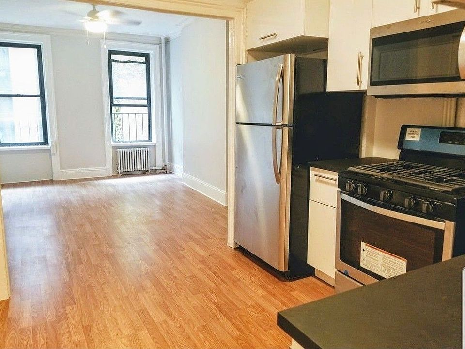 1st image of 214 E 84th St #2DD