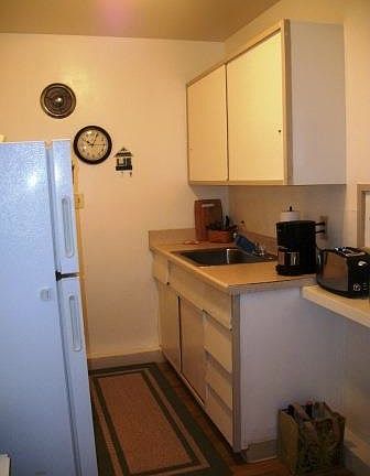 2nd image of 2209 W St APT 1