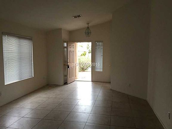 4th image of 1093 Ashwood Bay Ave