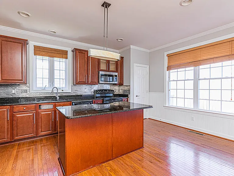 8624 Devara Ct — Photo 22