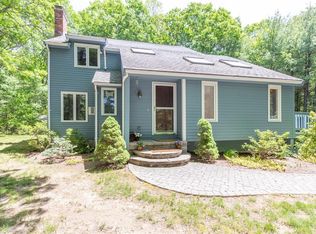 44 South St, Upton, MA 01568