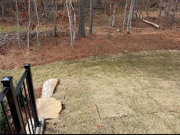 3rd image of 34 Hemlock Ct