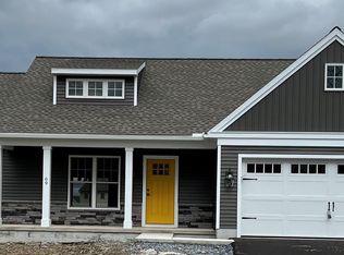 69 Clover Dr #73, Myerstown, PA 17067