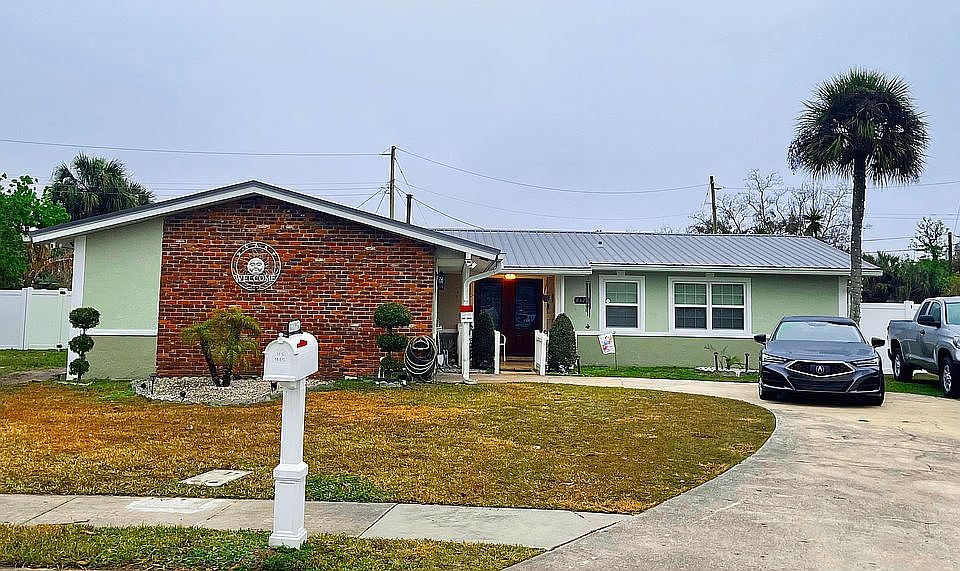 1st image of 6425 Dante Ln