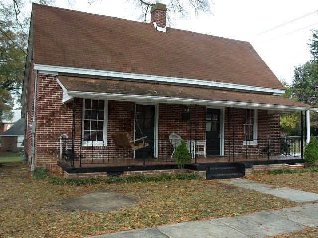 1st image of 302 Jackson Ave