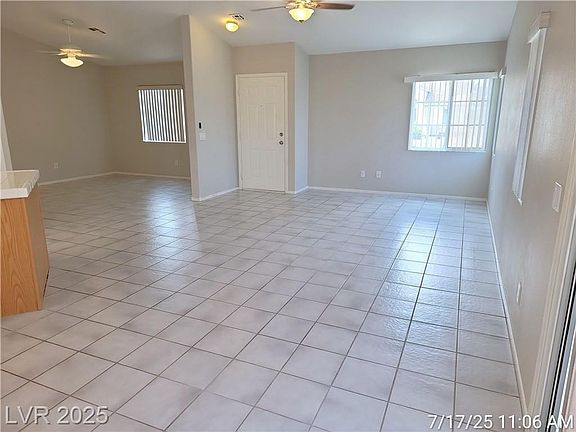 4th image of 4718 Victoria Garden Ave
