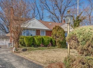 1093 W Cir, Ridley Park, PA 19078