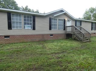 9625 Robin Ln, Disputanta, VA 23842