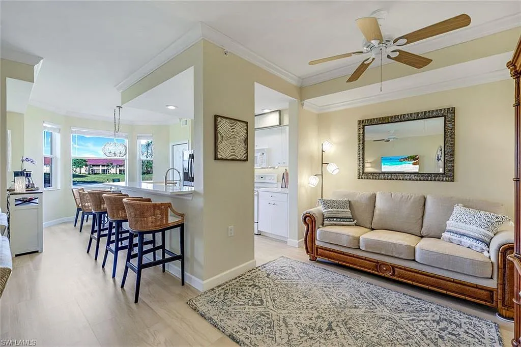 2 bed, 2.0 bath, 1232 sqft, $5,300 — Photo 4