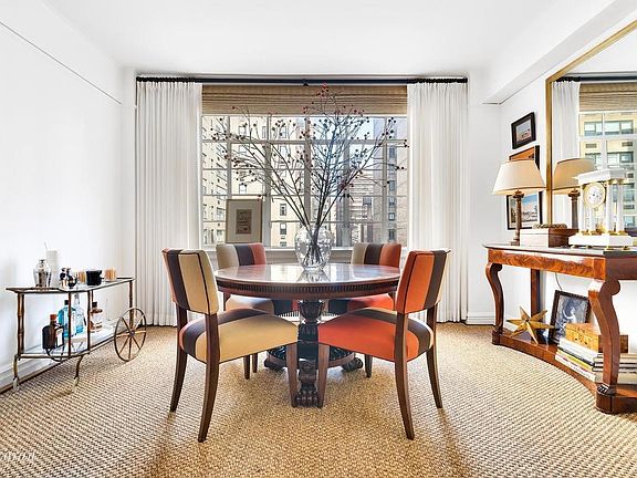 4th image of 110 E 87th St APT 10C