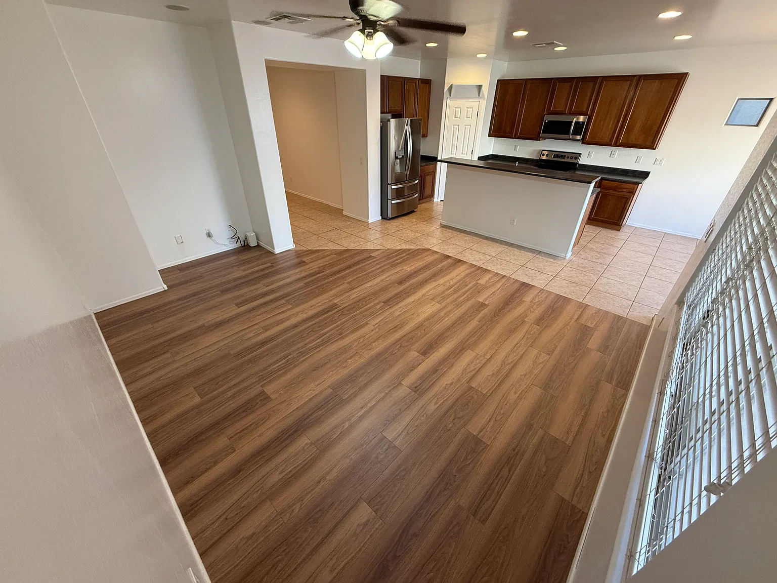 3 bed, 1809 sqft, $2,500 — Photo 2