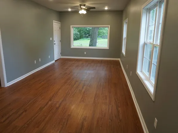 1507 Wood St, Jonesboro, AR 72401