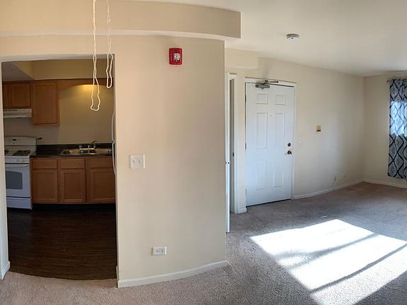 5th image of 344 Grove St APT 204