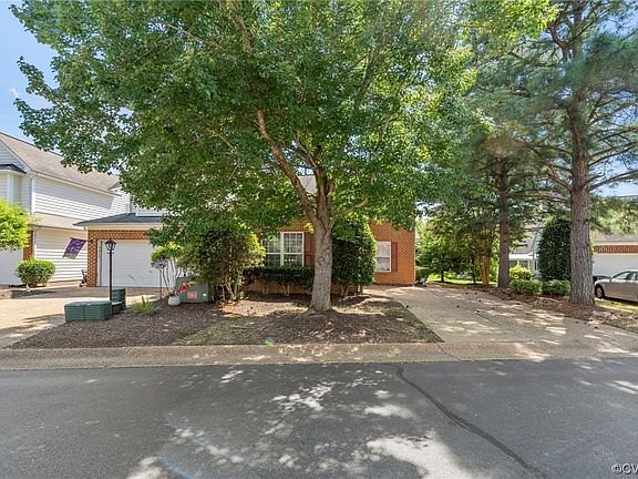 3rd image of 4412 Pleasant View Dr