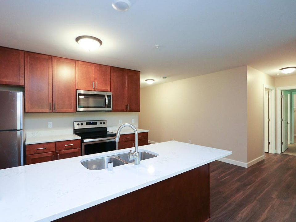 Breakfast bar seating