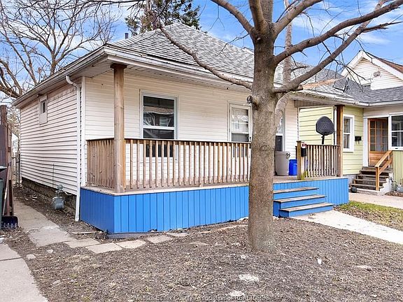 2nd image of 383 Josephine Ave