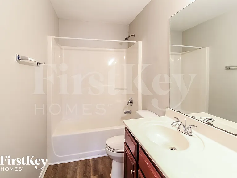 1436 Wilson Manor Cir — Photo 14