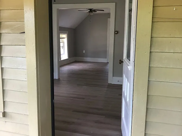 5064 Saint Paul Blvd #UPPER — Photo 13