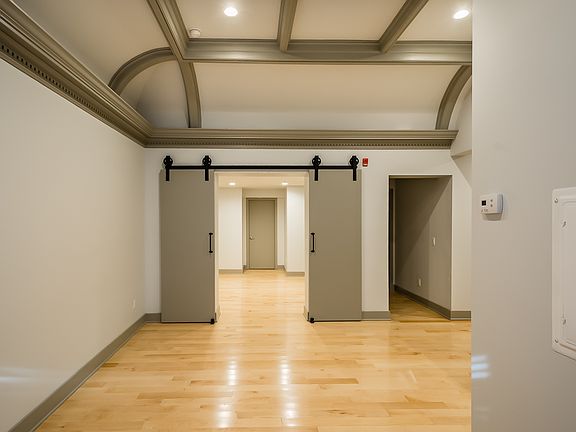 4th image of 106 S 11th St APT 402