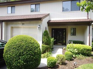 311 Woodland Estates Dr, Baldwin, NY 11510