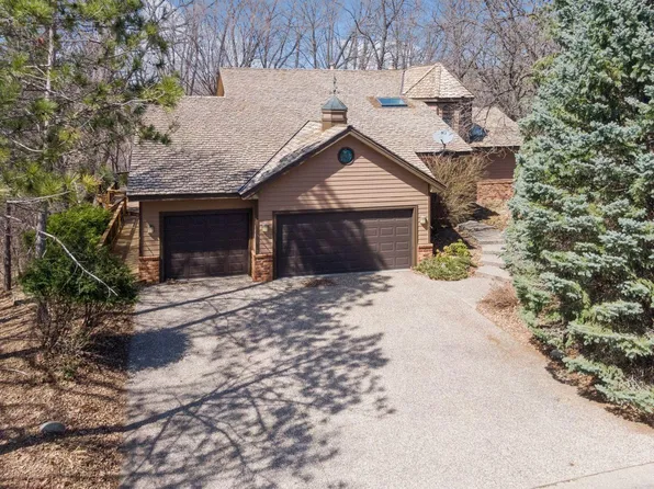 13196 Cardinal Creek Rd, Eden Prairie, MN 55346