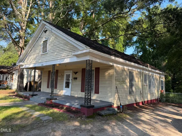 411 Raleigh Road Pkwy N, Wilson, NC 27893