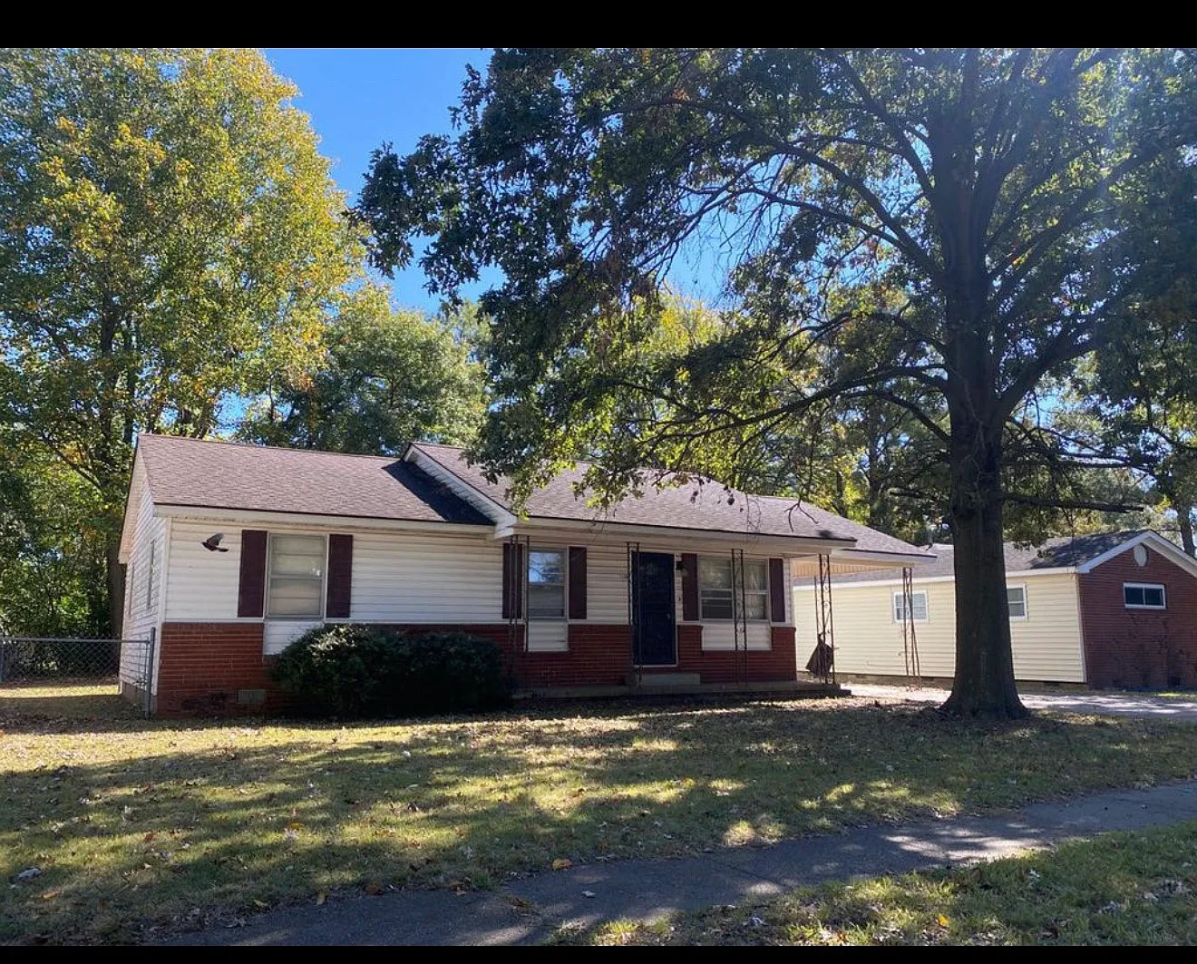 3 bed, 1000 sqft, $935 — Photo 1