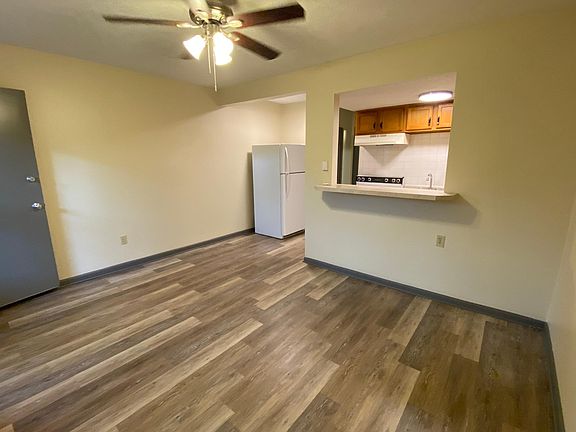 2nd image of 2632 Ellet Ave APT 1