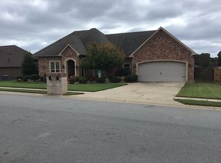 6152 Remington Dr, Bryant, AR 72022