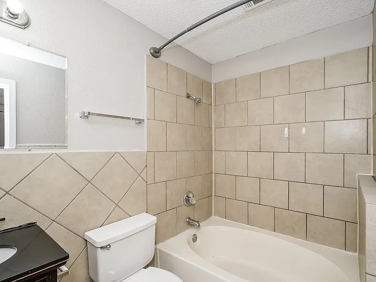 6721 Rhea Ridge Dr — Photo 12