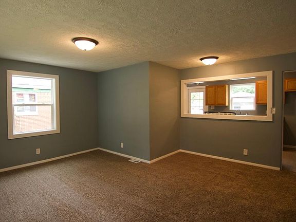 3rd image of 4031 N Bolton Ave