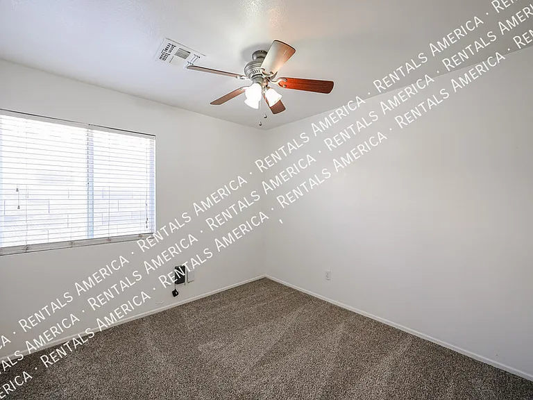 16195 W Lincoln St — Photo 17