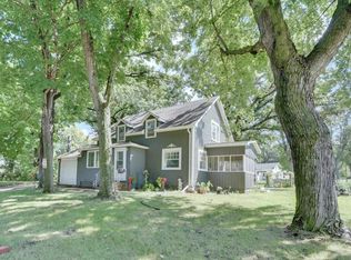 934 N 5th St, Estherville, IA 51334