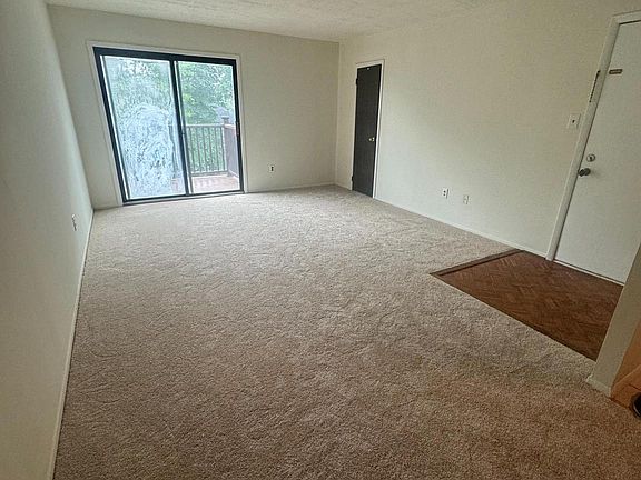4th image of 5200 Hilltop Dr APT M22