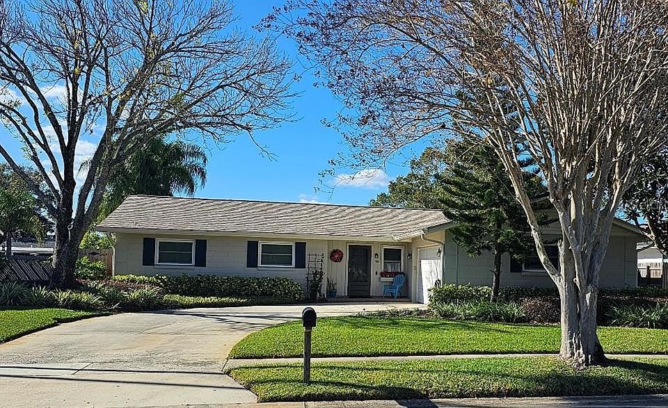1st image of 722 Dunhill Dr