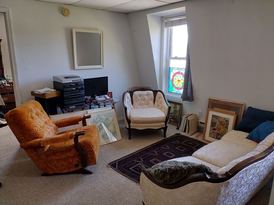 living room...w/ Smart TV(internet driven).