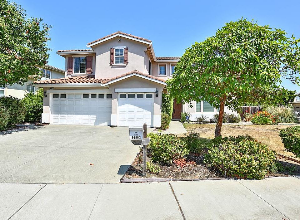 1st image of 34967 Eastin Dr