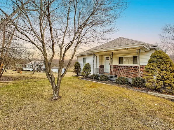 637 Armbrust Hecla Rd, Hunker, PA 15639